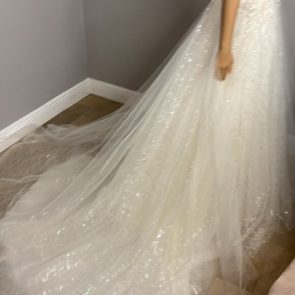 Bianco Vita Wedding Dress Couture Tulle A-line Size 10 NEW - Picture 11 of 16